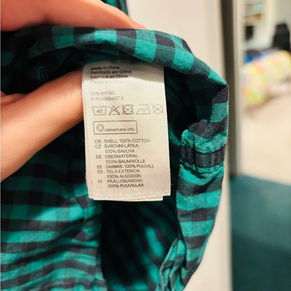 H&M Green Checkered Casual Button Down Shirt, Size Large